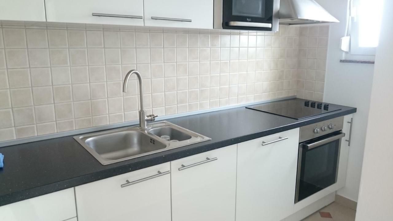 Ela - Sea View Apartman Primosten