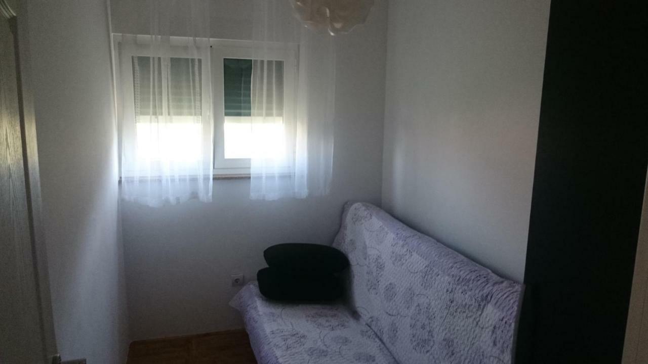 Apartment Ela - Sea View Primosten